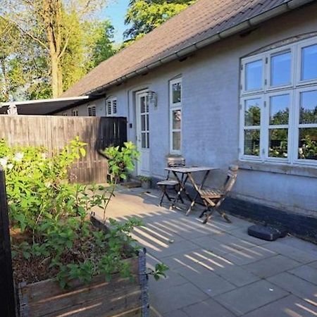 Hyggelig Ferielejlighed Ved Givskud Give Eksteriør billede